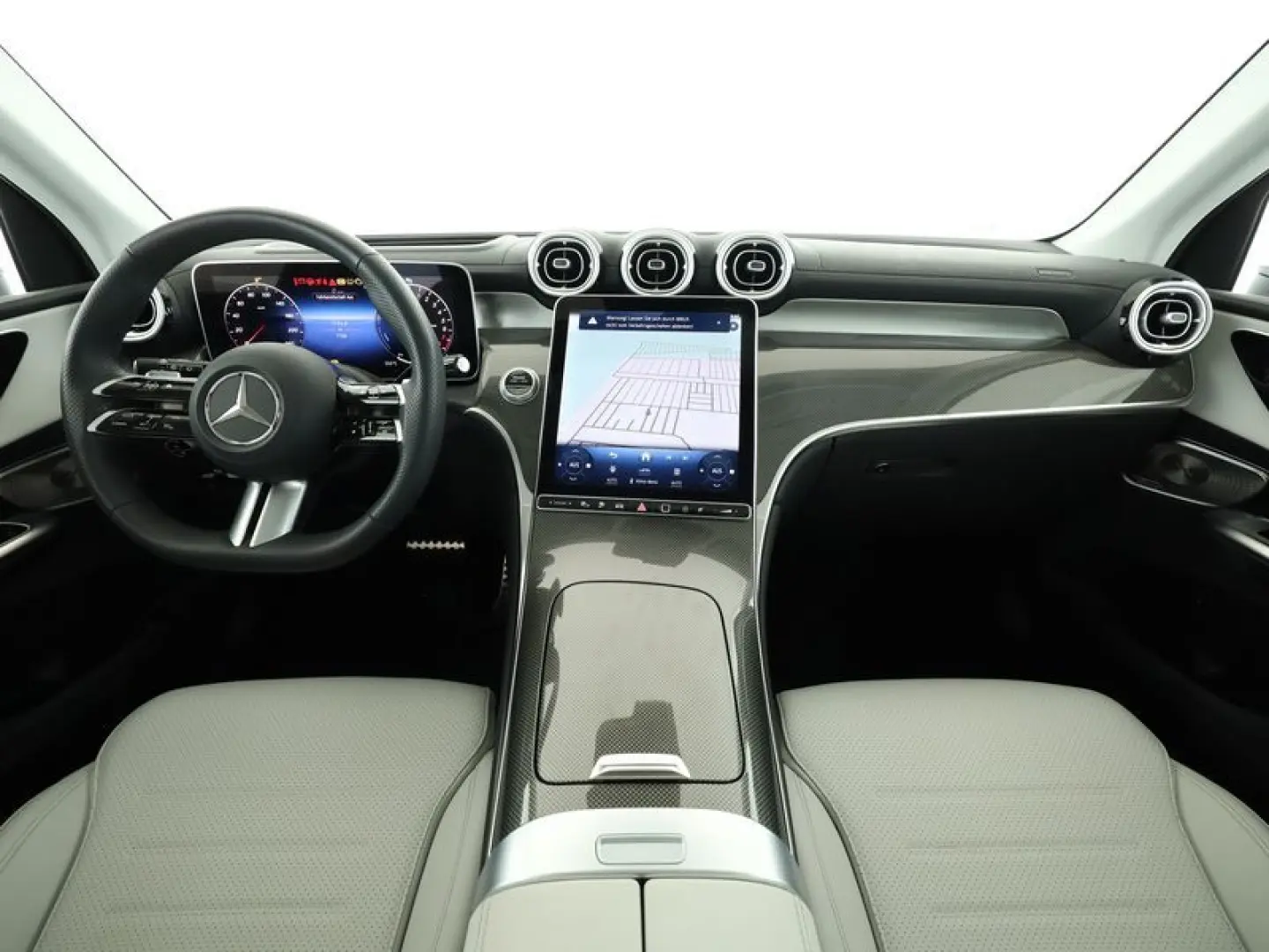 GLC 300 e 4M  AMG Line Premium  DigiLight Pano