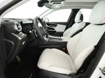 GLC 300 e 4M  AMG Line Premium  DigiLight Pano