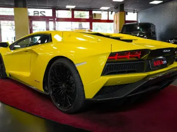 Aventador S CARBON KAMERA NAVI LIFT