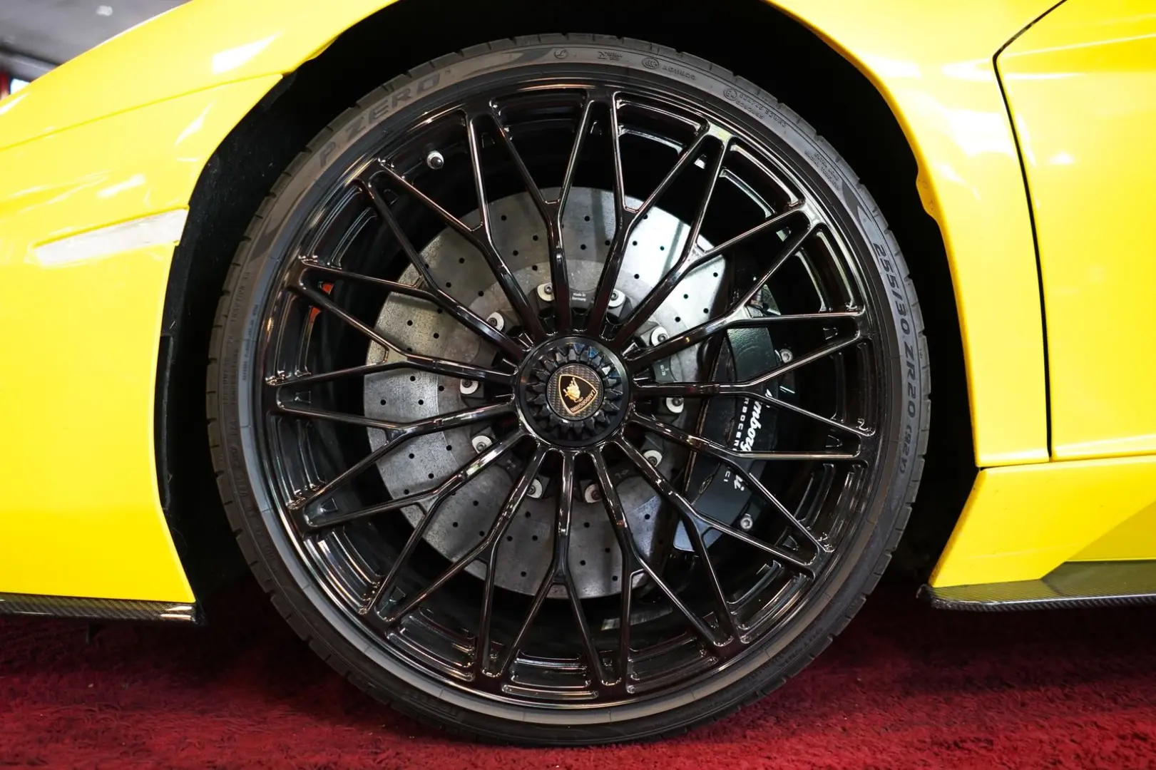 Aventador S CARBON KAMERA NAVI LIFT