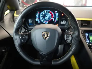 Aventador S CARBON KAMERA NAVI LIFT