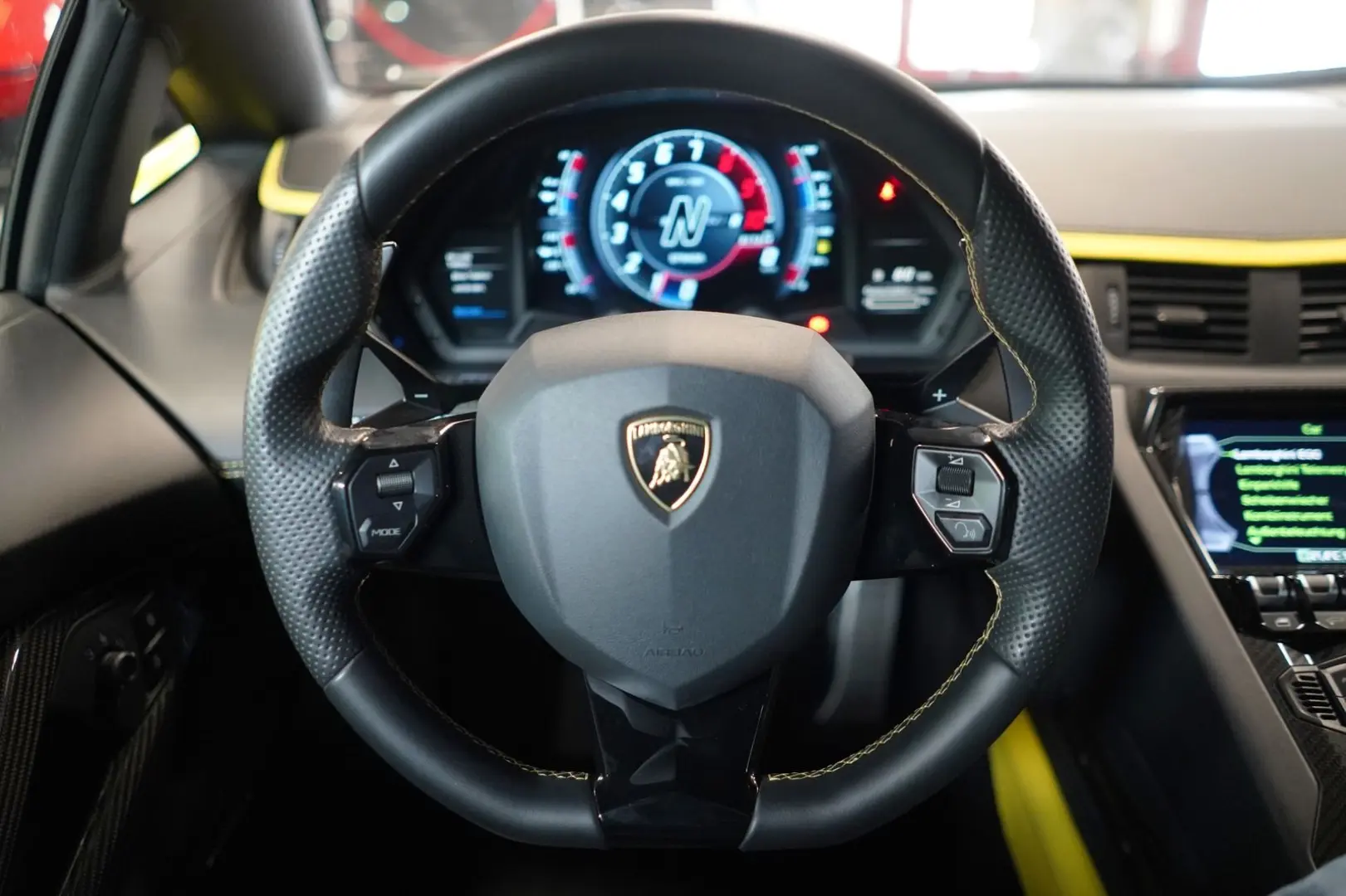 Aventador S CARBON KAMERA NAVI LIFT