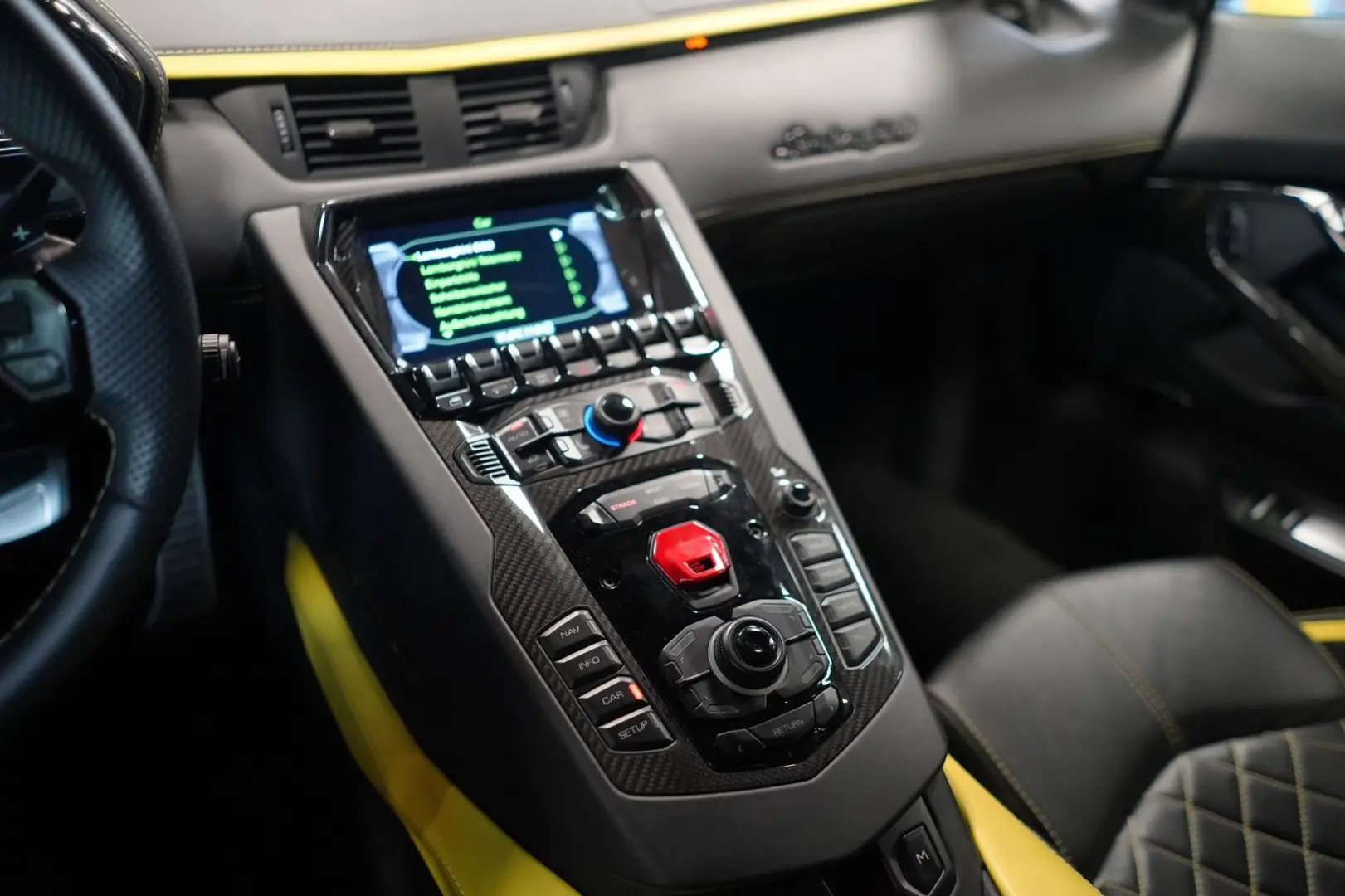 Aventador S CARBON KAMERA NAVI LIFT