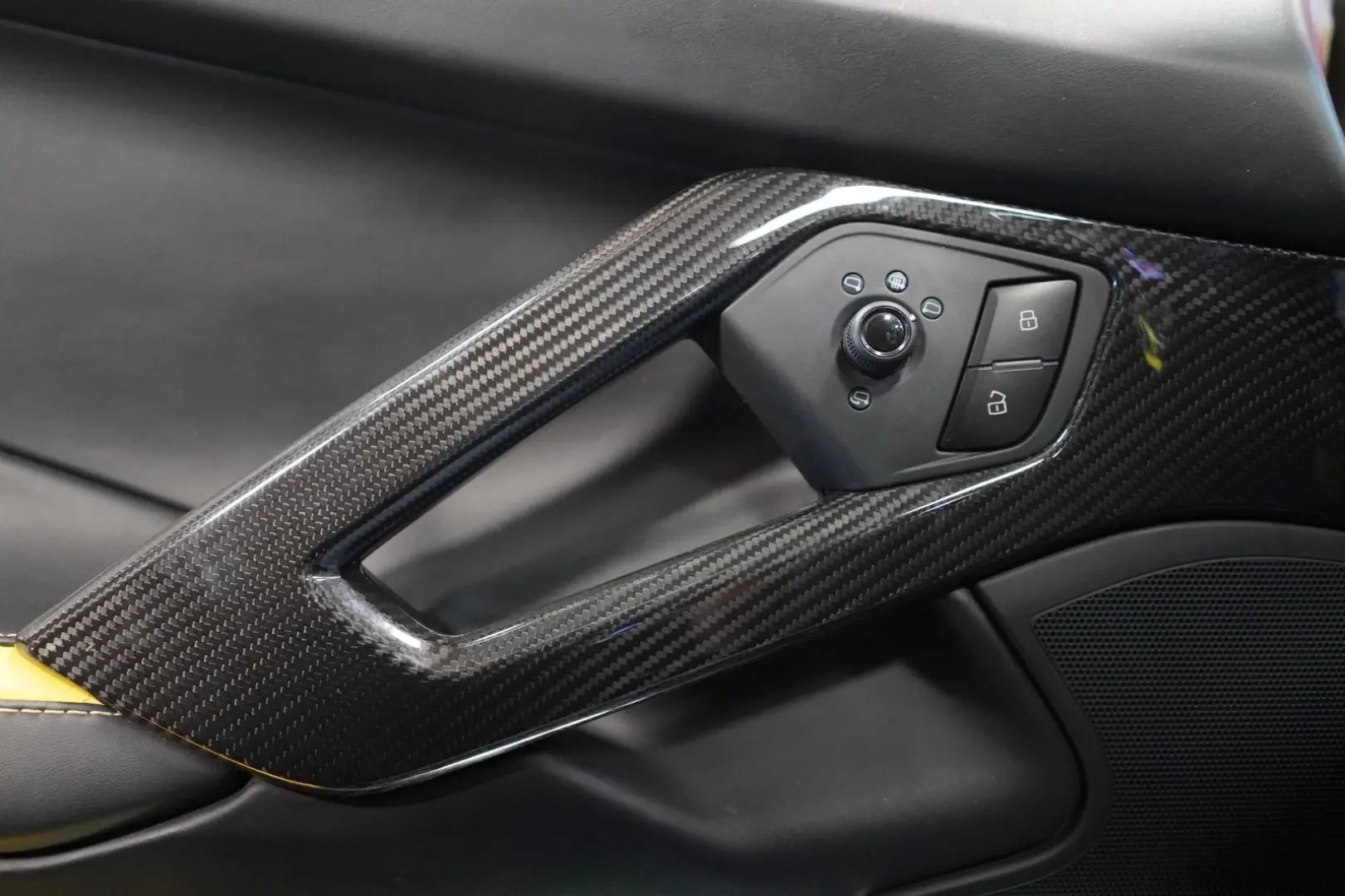 Aventador S CARBON KAMERA NAVI LIFT