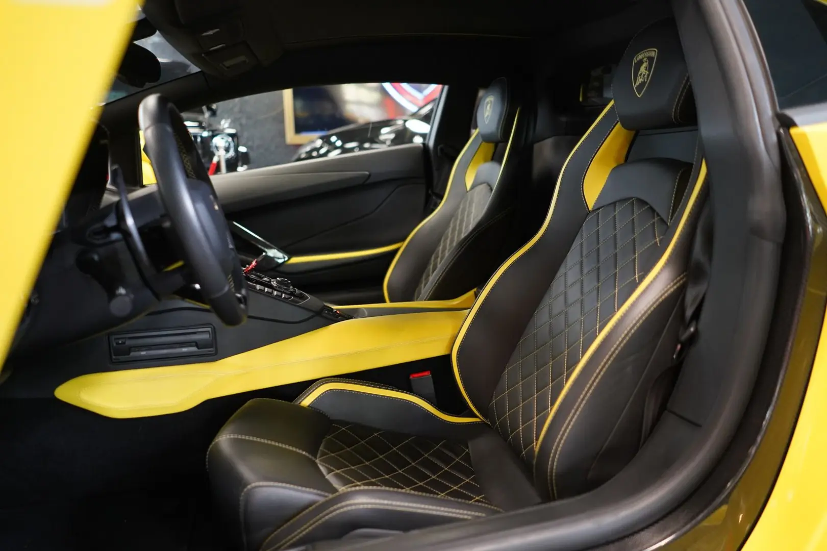 Aventador S CARBON KAMERA NAVI LIFT