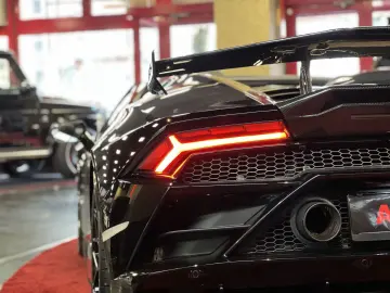 Huracan EVO Spyder LIFT KERAMIK KLIMA NAV WARRAN