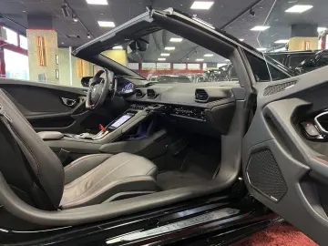Huracan EVO Spyder LIFT KERAMIK KLIMA NAV WARRAN