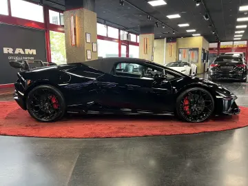 Huracan EVO Spyder LIFT KERAMIK KLIMA NAV WARRAN