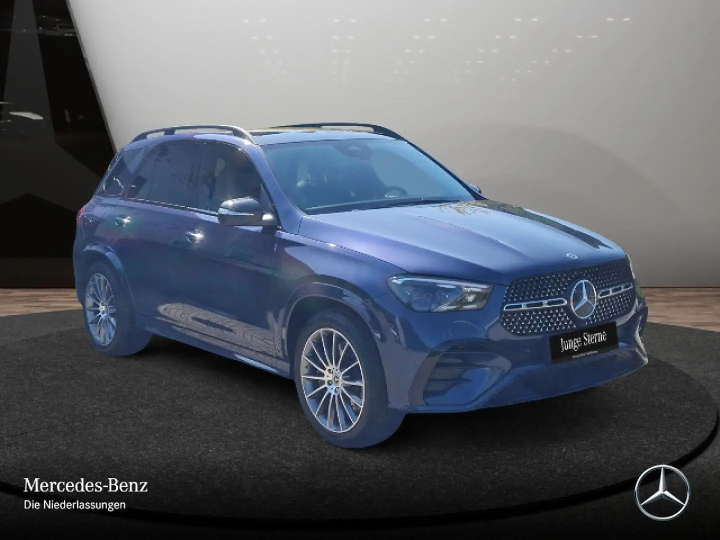 GLE 400 e 4M AMG Advanced  Pano Fahras AHK Night