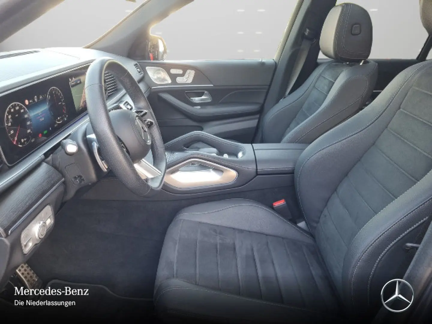 GLE 400 e 4M AMG Advanced  Pano Fahras AHK Night