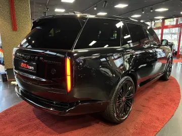 Range Rover D350 7-SITZ HSE SWB PANO MERIDIAN SO