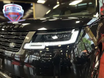 Range Rover D350 7-SITZ HSE SWB PANO MERIDIAN SO