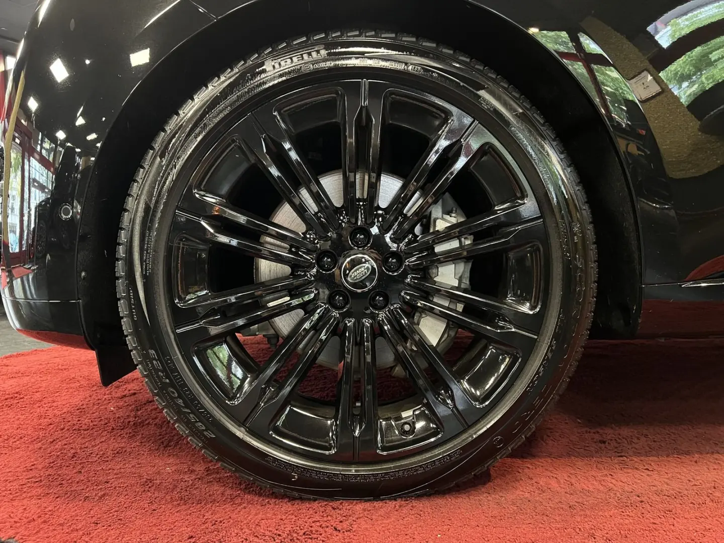 Range Rover D350 7-SITZ HSE SWB PANO MERIDIAN SO