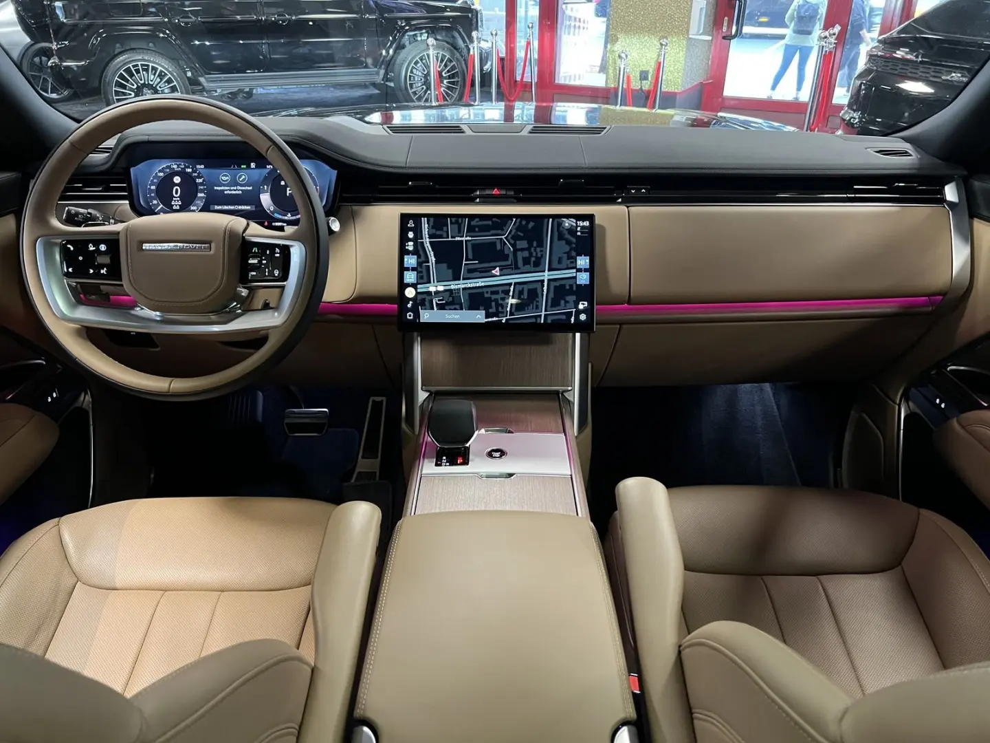 Range Rover D350 7-SITZ HSE SWB PANO MERIDIAN SO