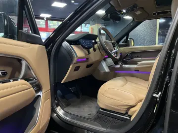 Range Rover D350 7-SITZ HSE SWB PANO MERIDIAN SO