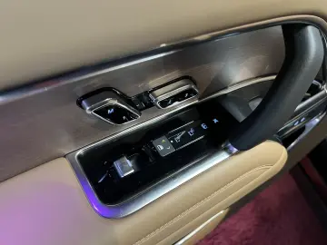 Range Rover D350 7-SITZ HSE SWB PANO MERIDIAN SO