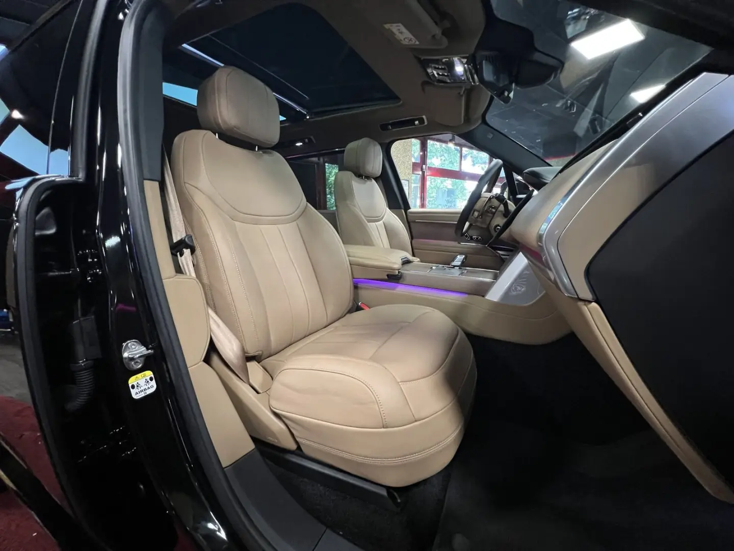 Range Rover D350 7-SITZ HSE SWB PANO MERIDIAN SO