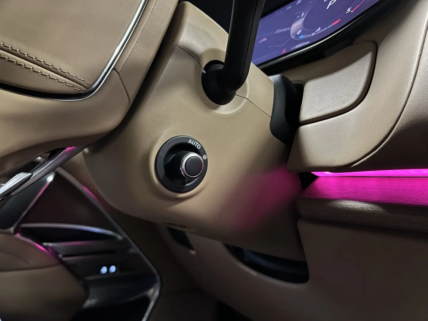 Range Rover D350 7-SITZ HSE SWB PANO MERIDIAN SO