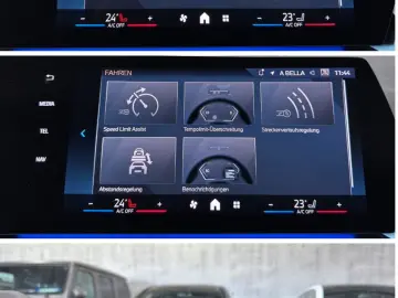 X1 20i sDrive M Sport 360 RFK LED AHK NAVI PANO