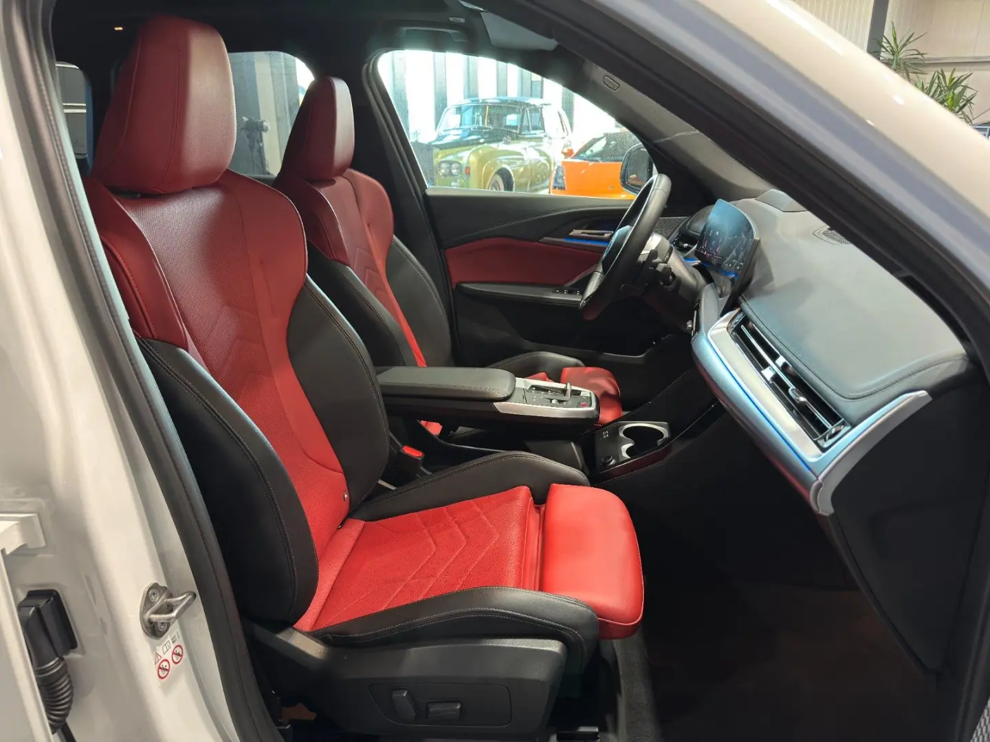 X1 20i sDrive M Sport 360 RFK LED AHK NAVI PANO