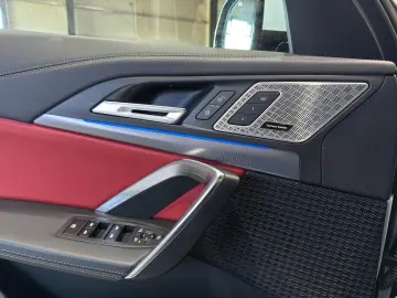 X1 20i sDrive M Sport 360 RFK LED AHK NAVI PANO