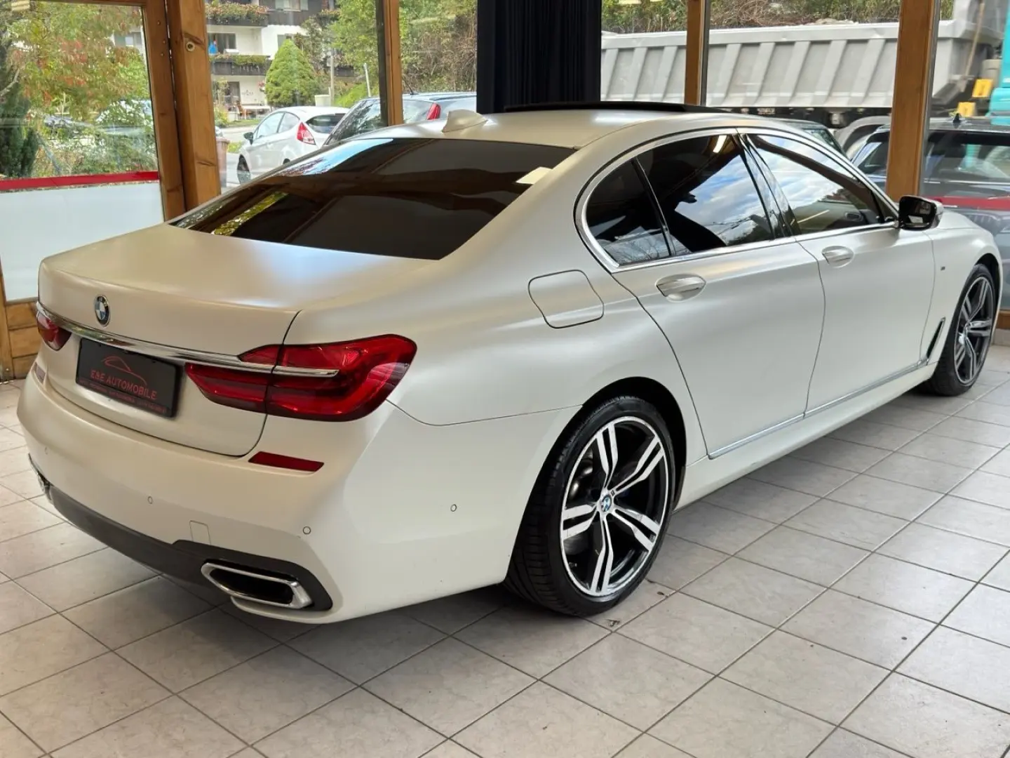 740 d xDrive M-PAKET INDIVIDUAL VOLL BOWERS