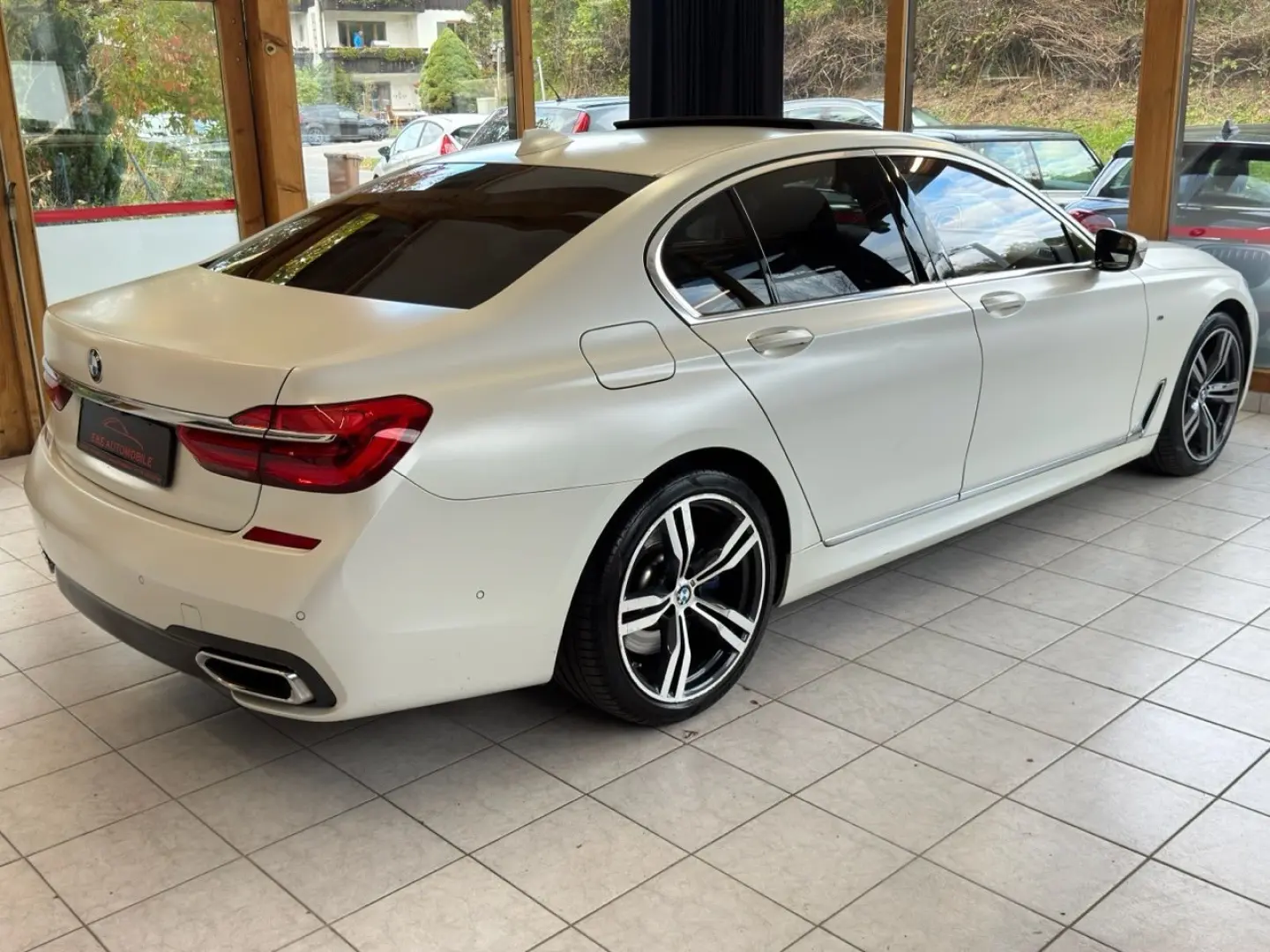 740 d xDrive M-PAKET INDIVIDUAL VOLL BOWERS