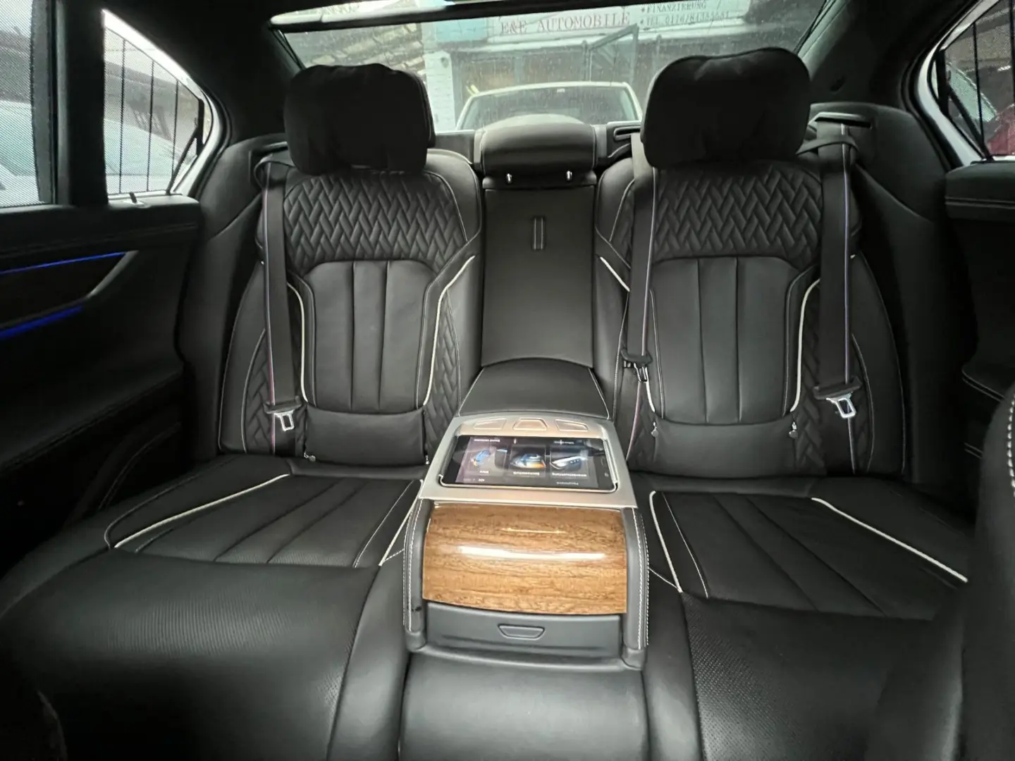 740 d xDrive M-PAKET INDIVIDUAL VOLL BOWERS