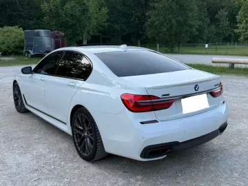 750i xDrive M-Sportpaket BMW-Laser Soft-Close