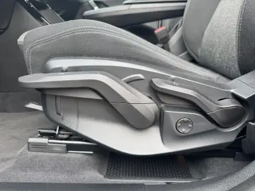 X1 20dxA  NAVI SPORTSITZ LED SHZ LHZ CAM FLA