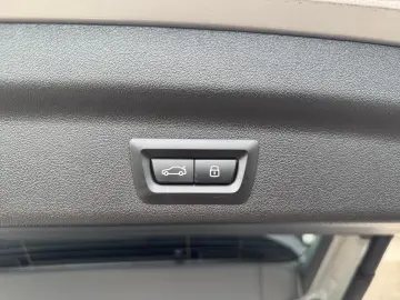 X1 20dxA  NAVI SPORTSITZ LED SHZ LHZ CAM FLA