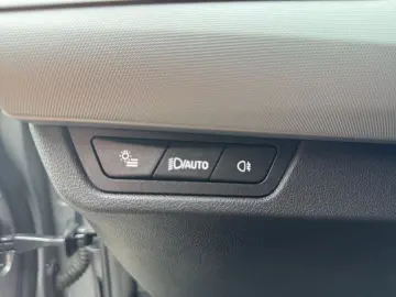 X1 20dxA  NAVI SPORTSITZ LED SHZ LHZ CAM FLA