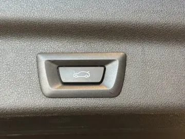 X1 20 d xDrive Tempo LED SHZ PAP LCP  2-ZKL HiFi