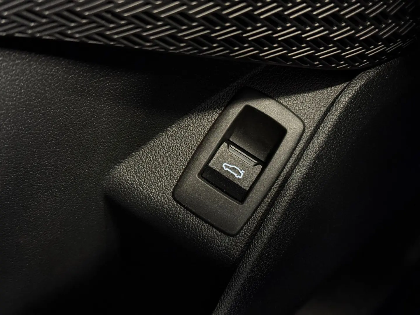 X1 20 d xDrive Tempo LED SHZ PAP LCP  2-ZKL HiFi