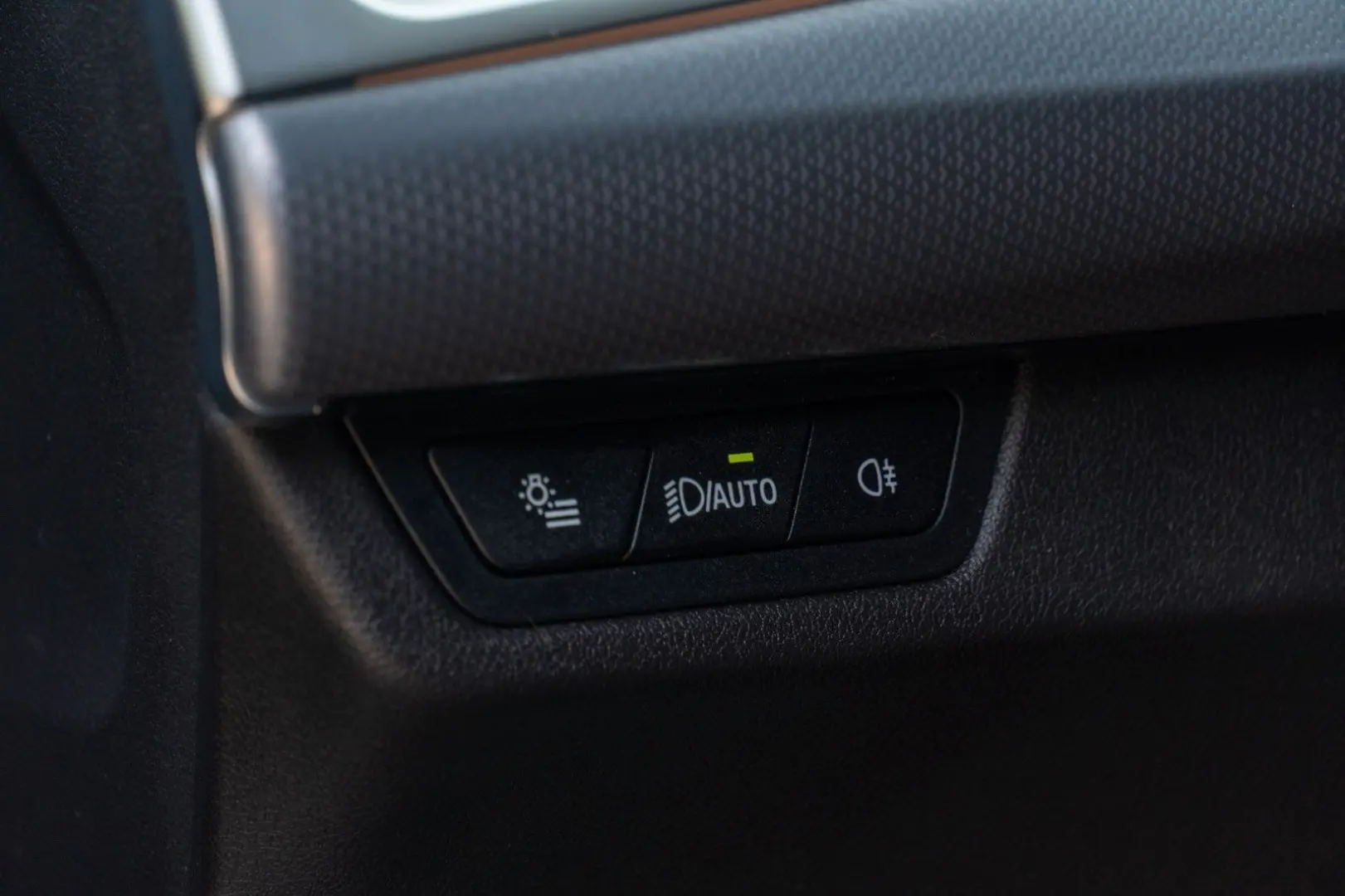 X1 xDrive20d M SPORT.DR.ASS.PR.ASS.SHZ.2 STÜCK