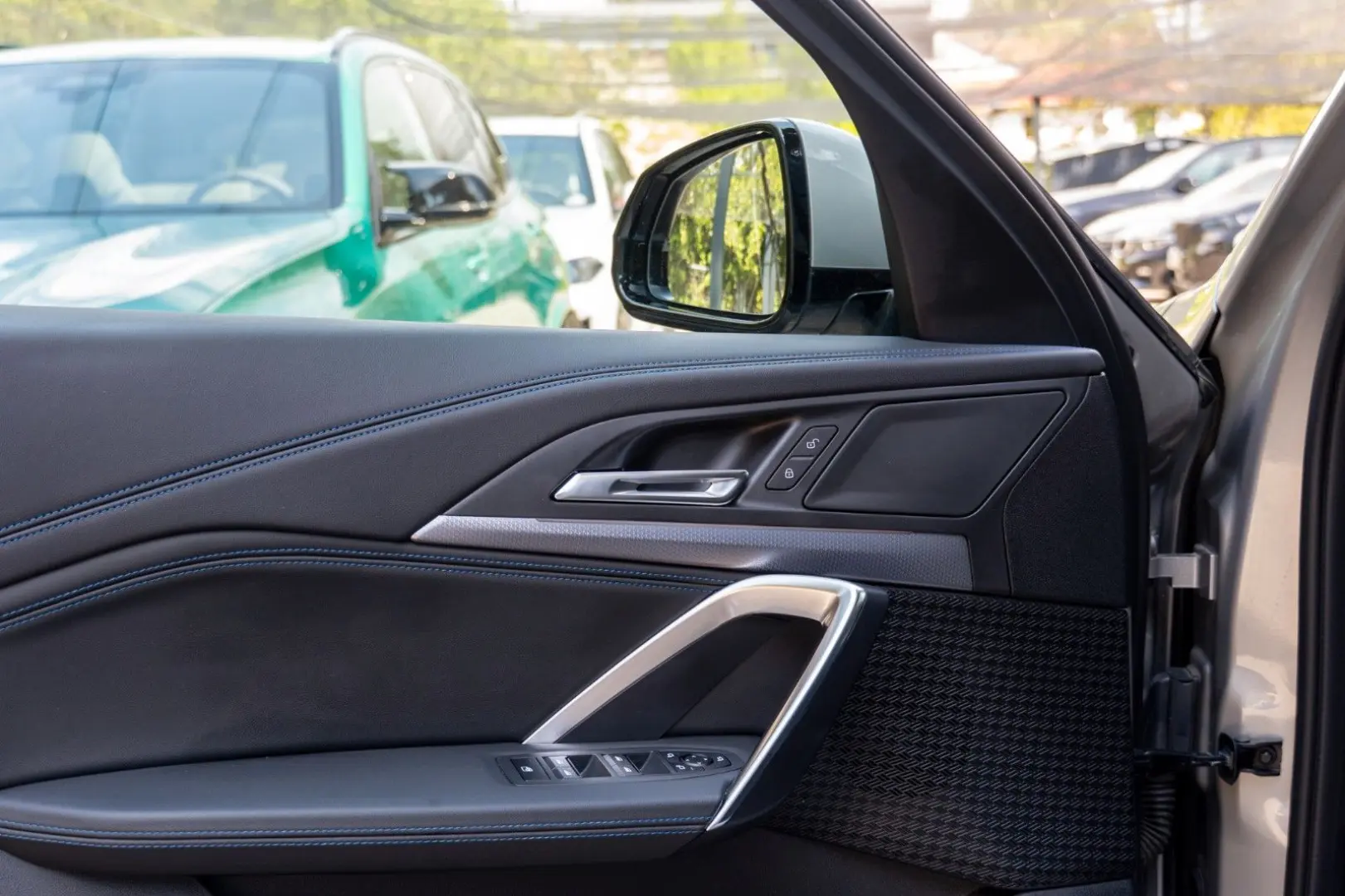 X1 xDrive20d M SPORT.DR.ASS.PR.ASS.SHZ.2 STÜCK