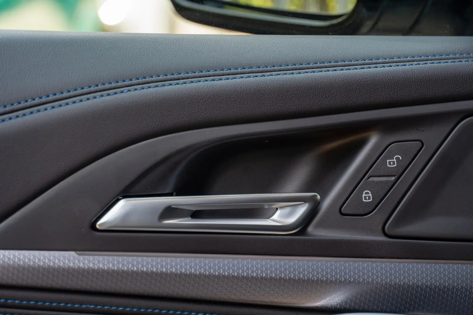 X1 xDrive20d M SPORT.DR.ASS.PR.ASS.SHZ.2 STÜCK