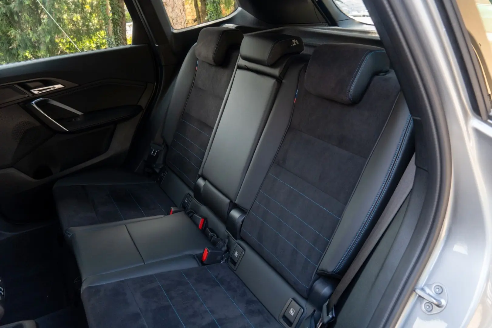 X1 xDrive20d M SPORT.DR.ASS.PR.ASS.SHZ.2 STÜCK