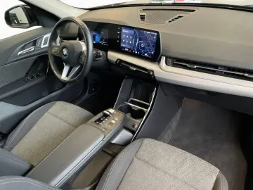 X1 xDrive20d AHK AdapLED H K St Go Kamera DA  PA