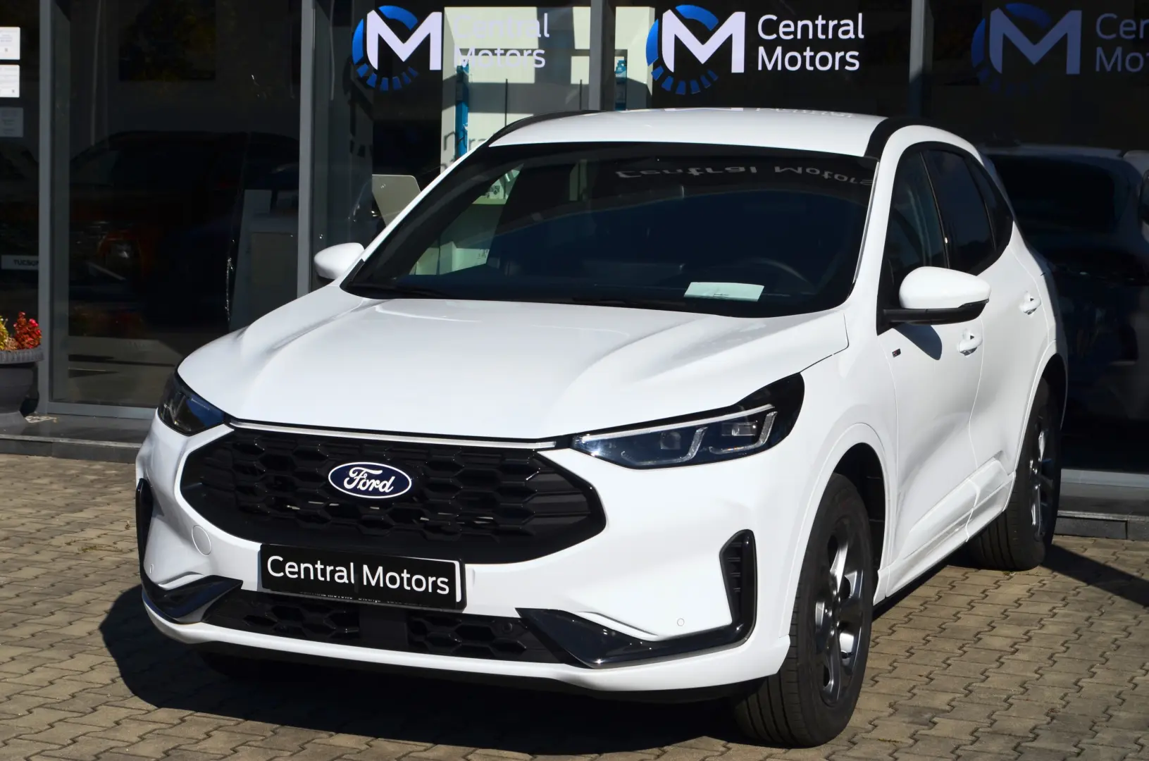 Ford Kuga ST-Line 2.5l Duratec FHEV 183 CP AT AWD