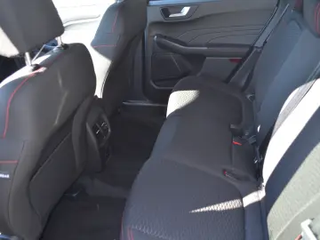 Ford Kuga ST-Line 2.5l Duratec FHEV 183 CP AT AWD