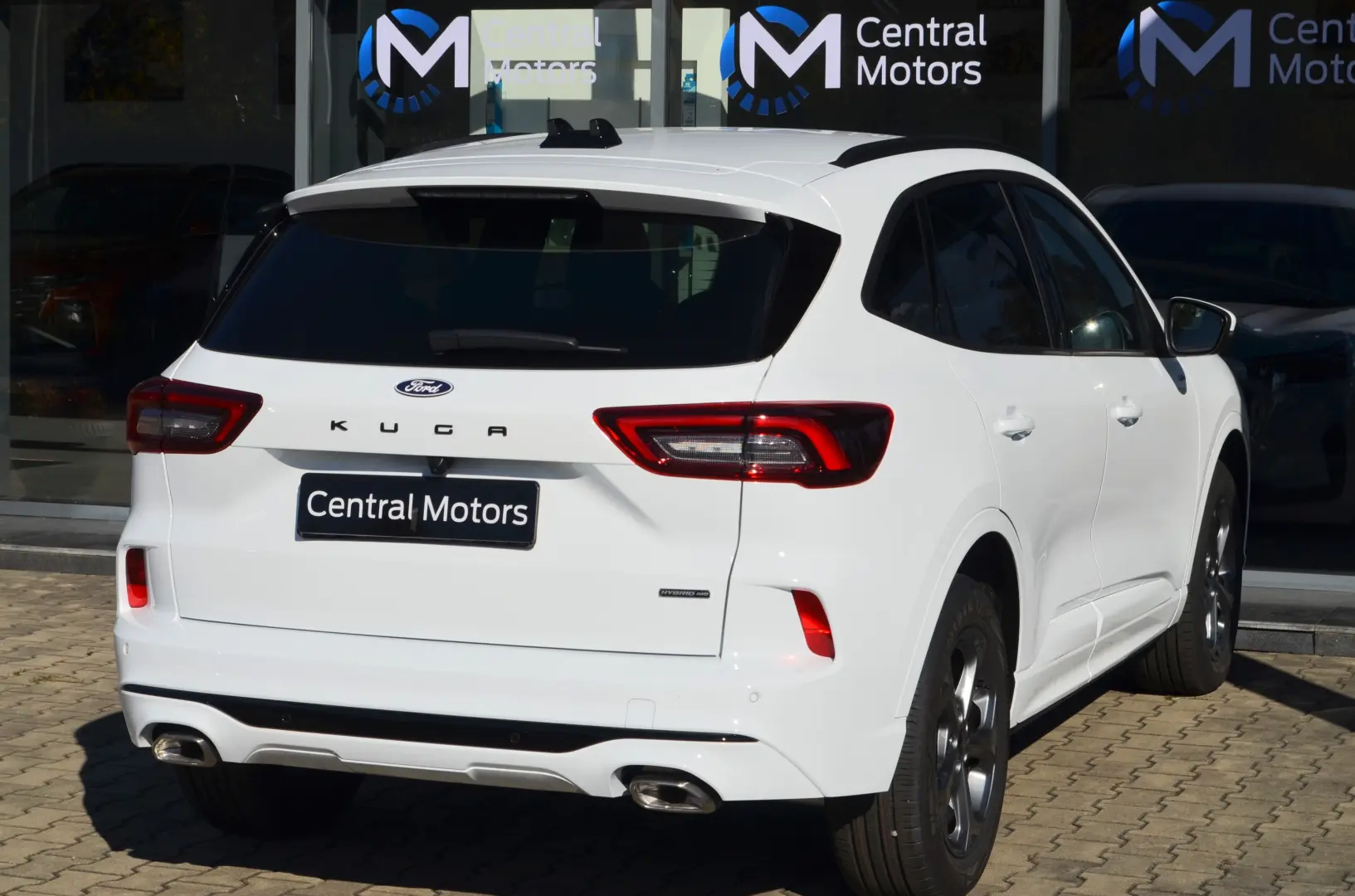 Ford Kuga ST-Line 2.5l Duratec FHEV 183 CP AT AWD