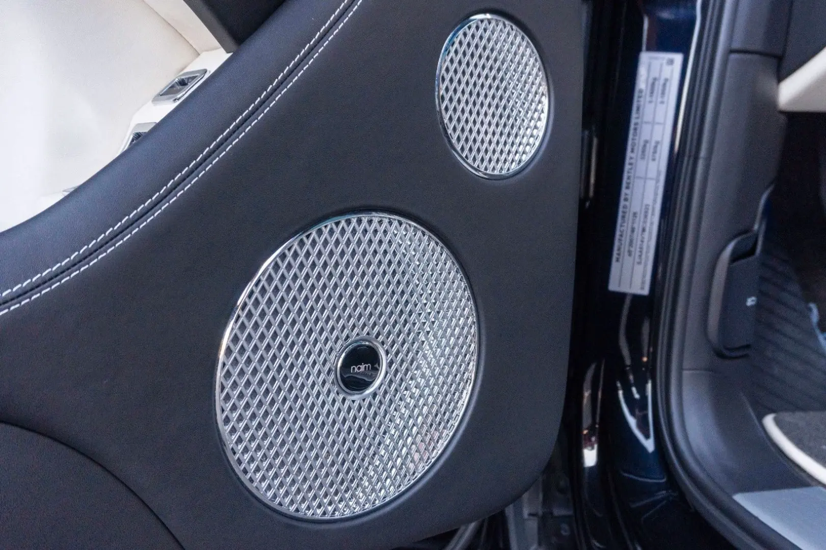 Bentayga 4.0 V8 S 4WD FirstEdition Warranty 2026