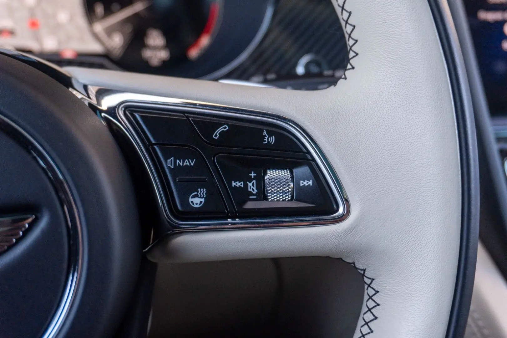 Bentayga 4.0 V8 S 4WD FirstEdition Warranty 2026