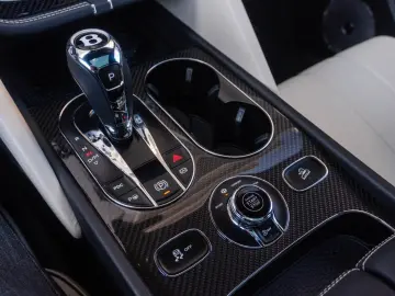 Bentayga 4.0 V8 S 4WD FirstEdition Warranty 2026