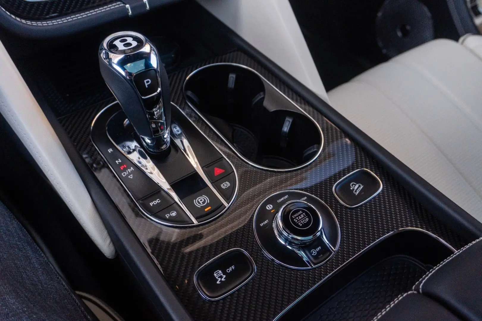 Bentayga 4.0 V8 S 4WD FirstEdition Warranty 2026