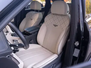 Bentayga 4.0 V8 S 4WD FirstEdition Warranty 2026