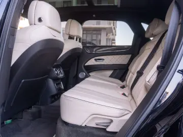 Bentayga 4.0 V8 S 4WD FirstEdition Warranty 2026