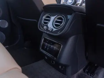 Bentayga 4.0 V8 S 4WD FirstEdition Warranty 2026