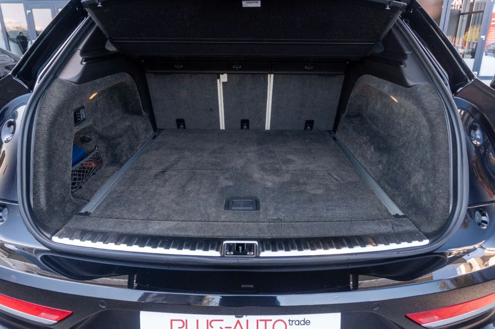 Bentayga 4.0 V8 S 4WD FirstEdition Warranty 2026